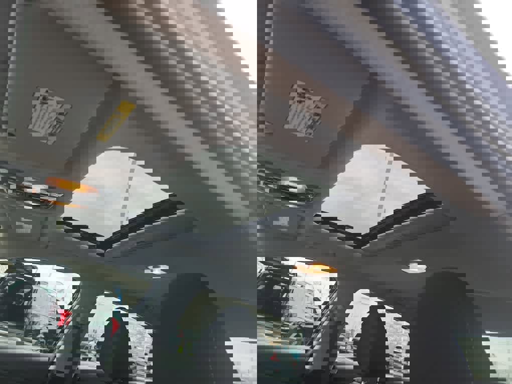 Used 2024 Hyundai Elantra SEL w/ Convenience Package image 21