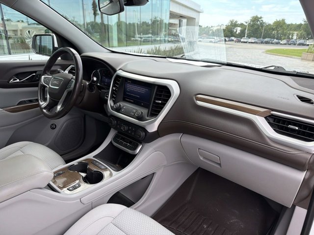 Used 2020 GMC Acadia SLE w/ Driver Convenience Package FWD image 20