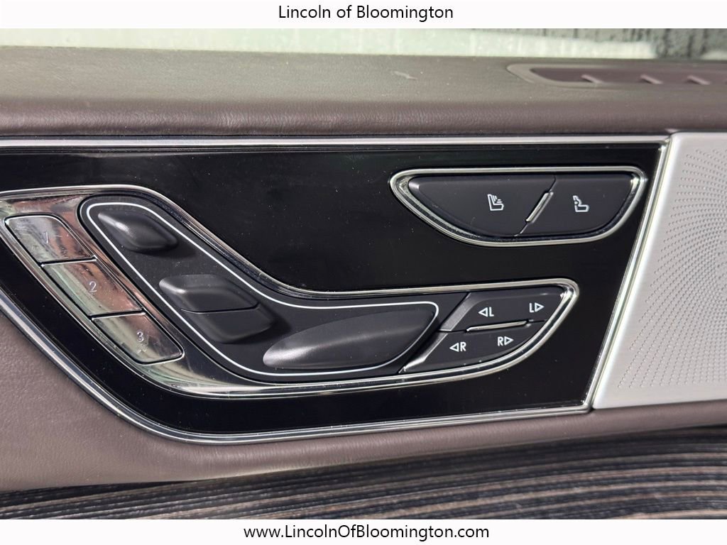 Certified 2023 Lincoln Navigator Black Label image 21