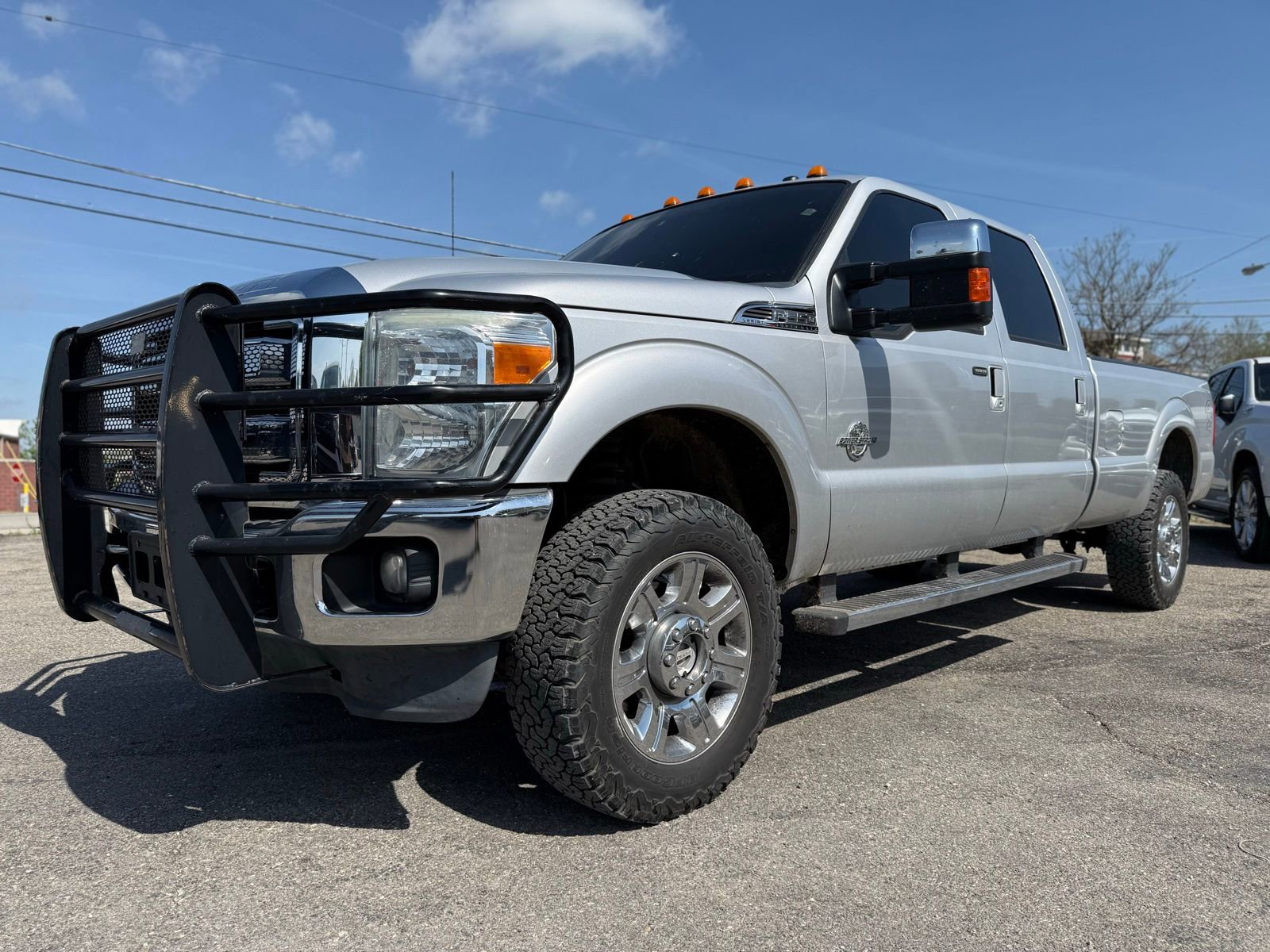 Used 2014 Ford F350 Lariat w/ Chrome Package image 2