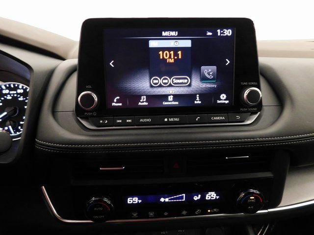 Used 2023 Nissan Rogue SV image 46