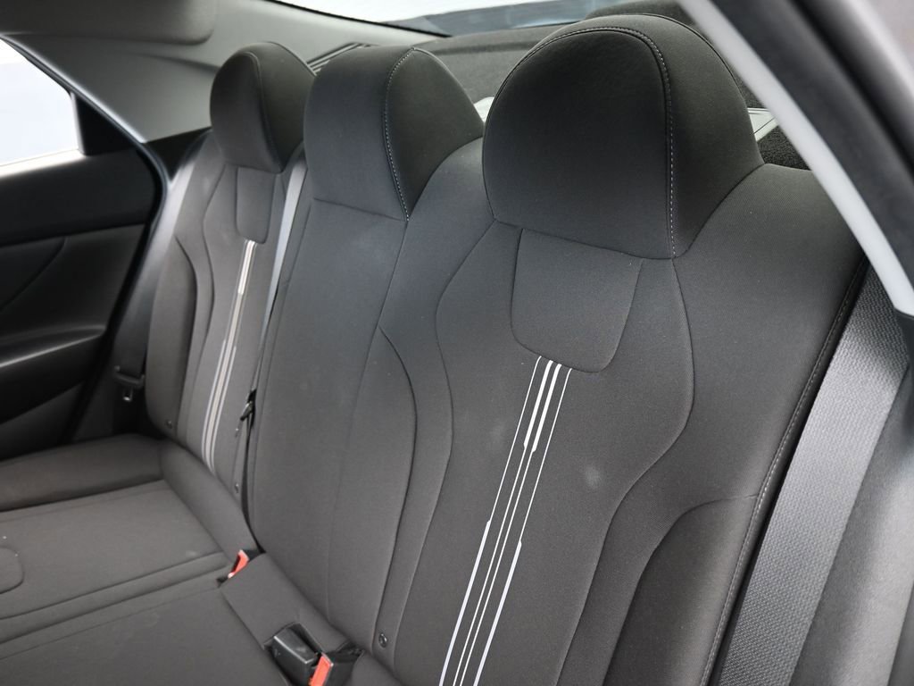 Used 2023 Hyundai Elantra SEL w/ Convenience Package image 31