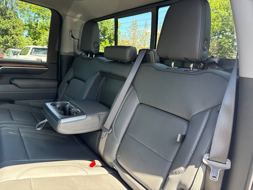 Used 2025 GMC Sierra 3500 Denali w/ Denali Reserve Package AWD/4WD image 54