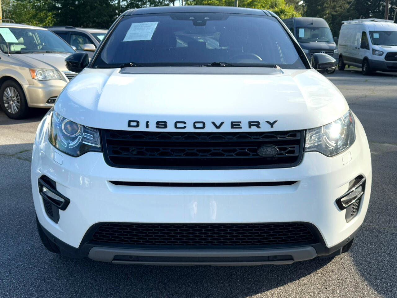 Used 2018 Land Rover Discovery Sport HSE image 2