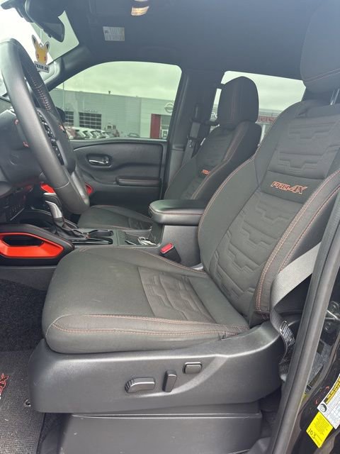 Used 2025 Nissan Frontier PRO-4X w/ Pro Convenience Package image 9