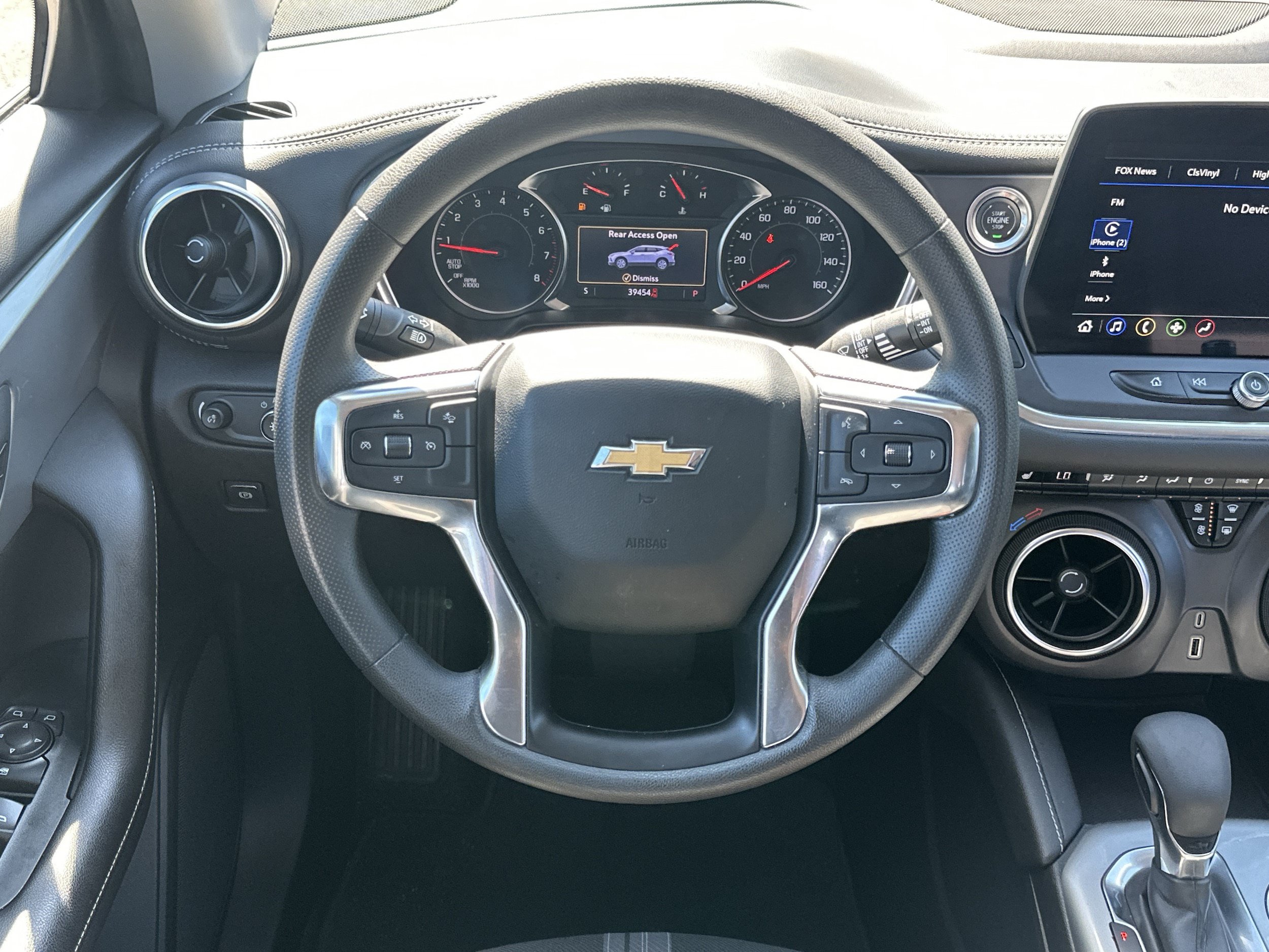 Used 2025 Chevrolet Blazer LT FWD image 23