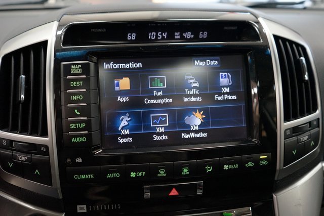 Used 2013 Toyota Land Cruiser image 43