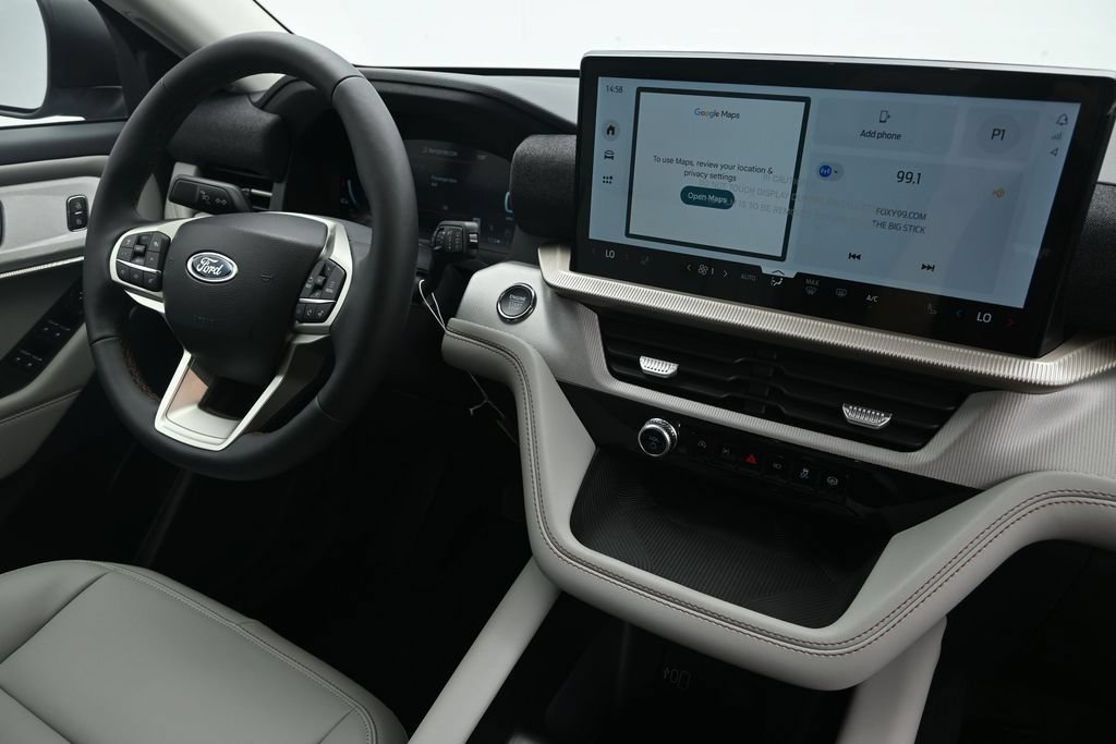 New 2026 Ford Explorer Active w/ Active Comfort Package RWD image 18