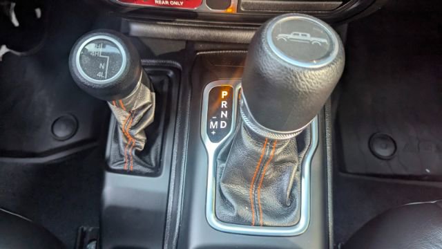 Used 2021 Jeep Gladiator Mojave w/ Dual Top Group image 34