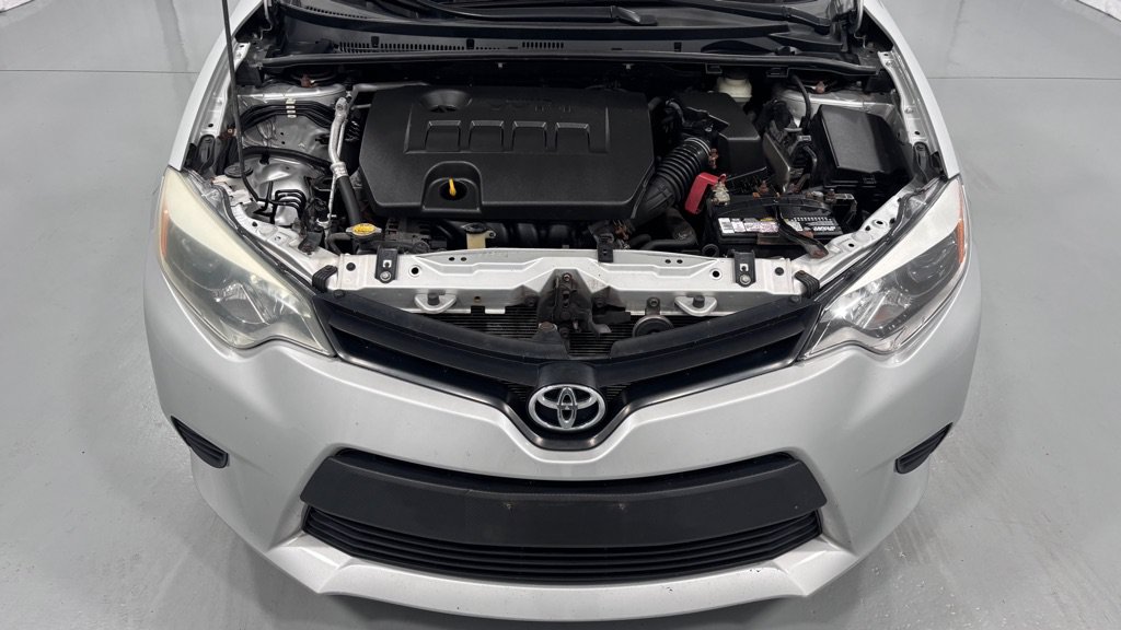 Used 2015 Toyota Corolla L FWD image 28