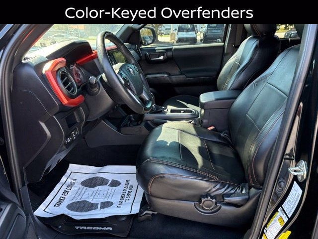 Used 2019 Toyota Tacoma TRD Sport AWD/4WD image 12