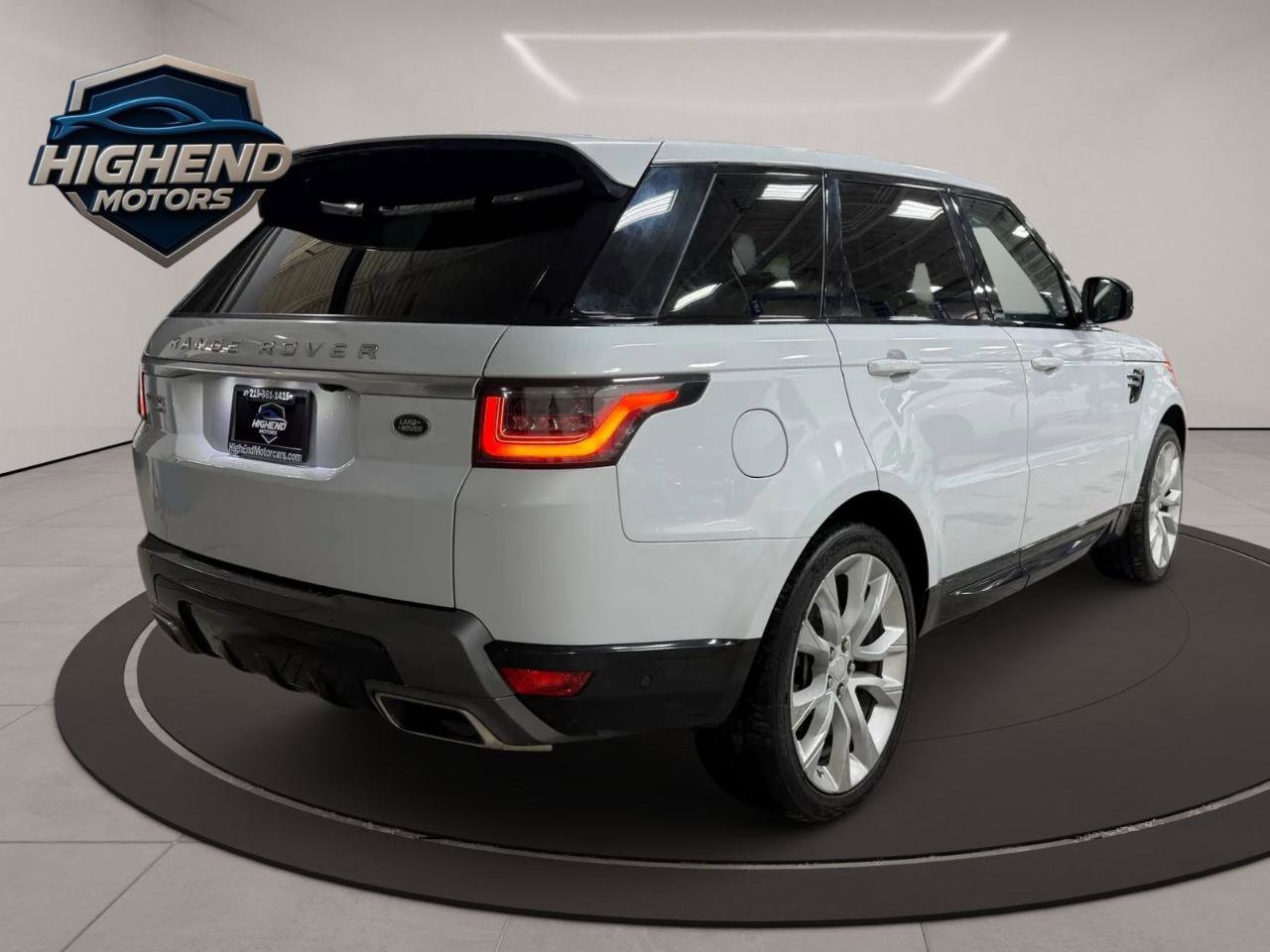 Used 2018 Land Rover Range Rover Sport HSE AWD/4WD image 6