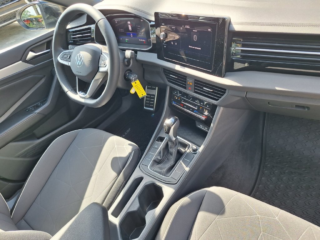 Used 2026 Volkswagen Jetta Sport FWD image 24