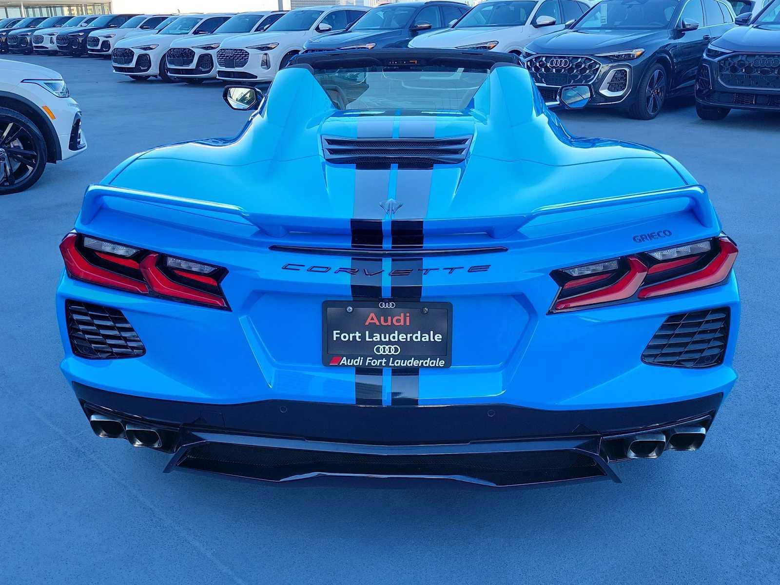 Used 2021 Chevrolet Corvette Stingray Premium Conv w/ Z51 Performance Package RWD image 5