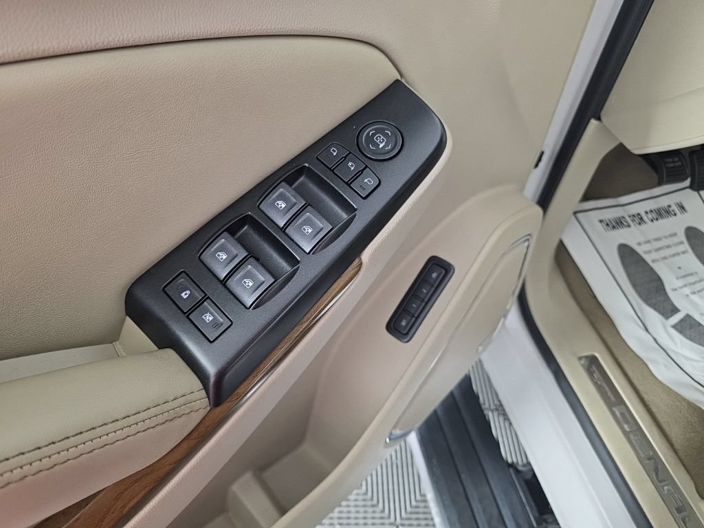 Used 2020 GMC Yukon Denali w/ Denali Premium Package AWD/4WD image 14