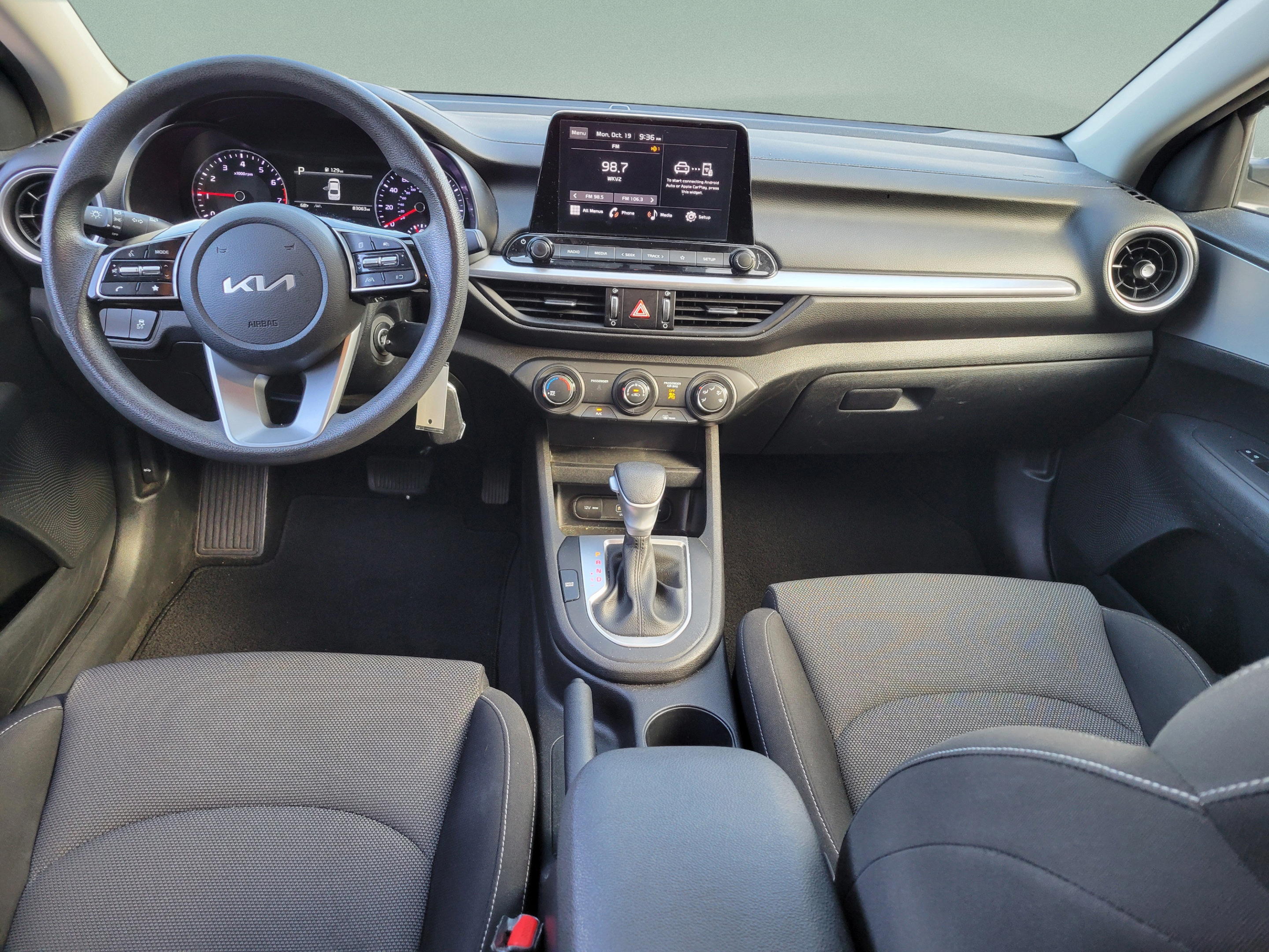 Used 2023 Kia Forte LX FWD image 7