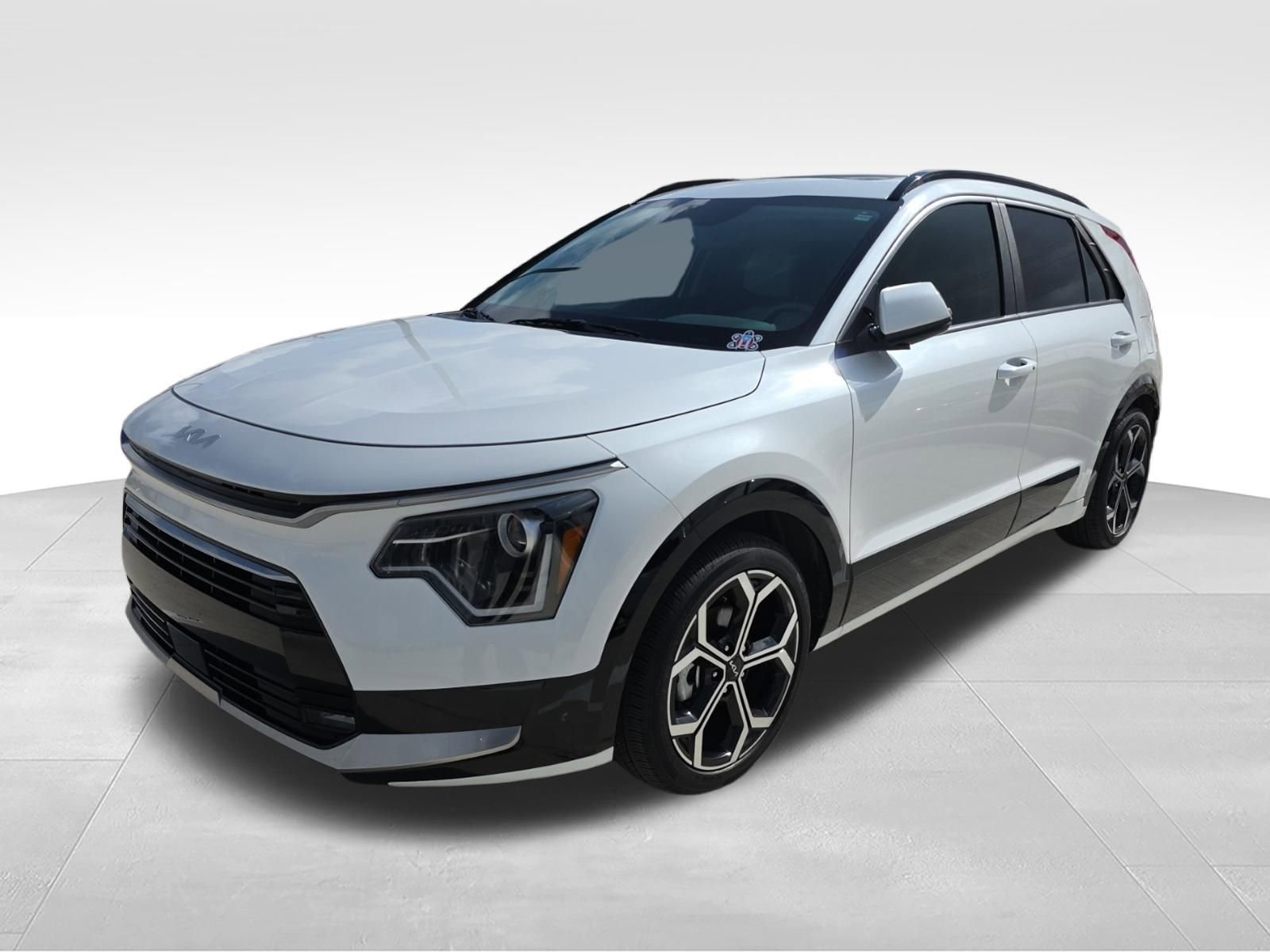 Used 2023 Kia Niro EX Touring FWD image 1