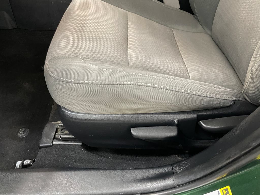 Used 2015 Toyota Corolla LE FWD image 20