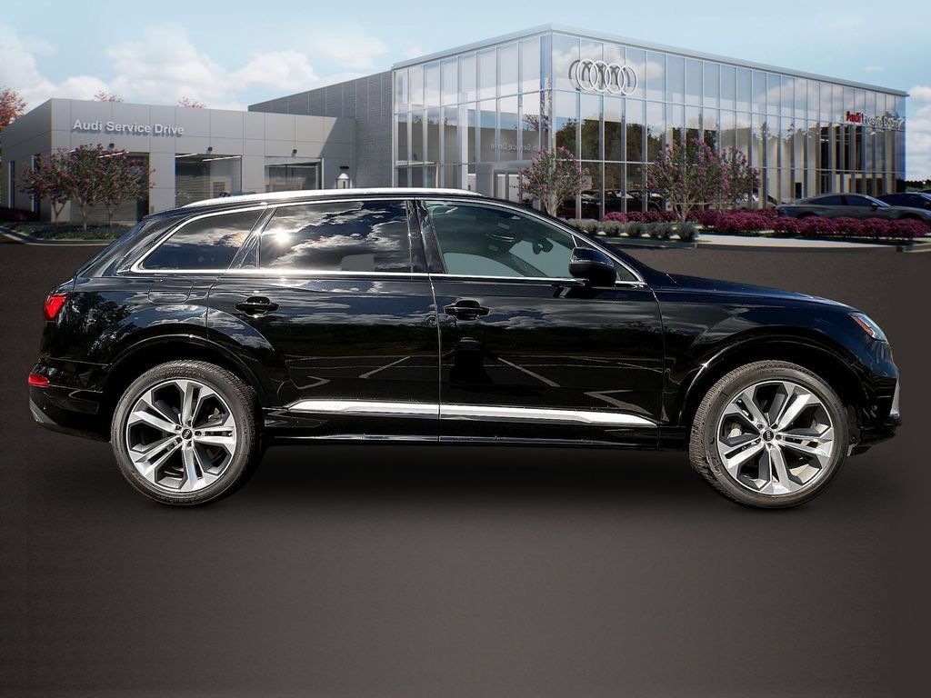 Used 2023 Audi Q7 3.0T Premium Plus w/ Premium Plus Package AWD/4WD image 8