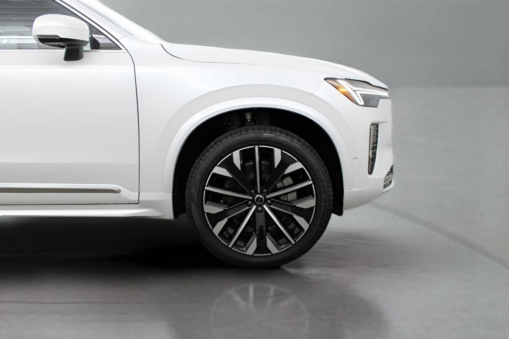 New 2026 Volvo XC90 B6 Ultra w/ Protection Package AWD/4WD image 14