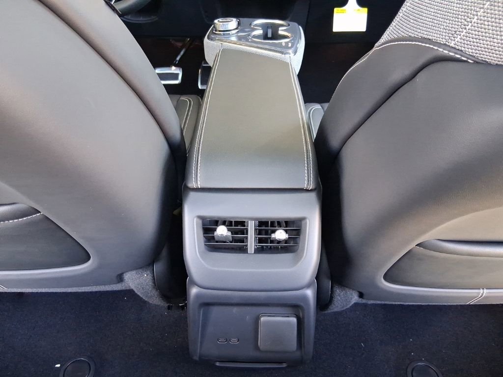 New 2026 Cadillac Optiq Sport 1 w/ LPO, ONYX Package RWD image 28