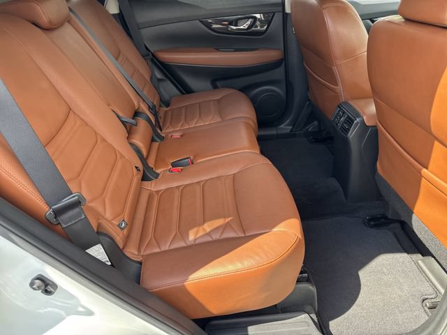 Used 2018 Nissan Rogue SL w/ Premium Package AWD/4WD image 24