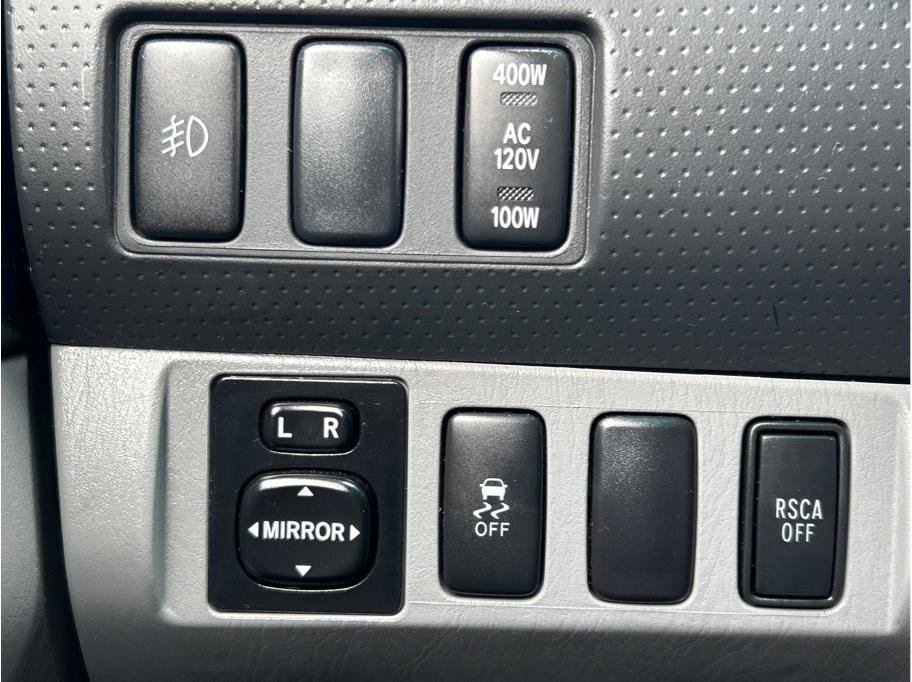 Used 2014 Toyota Tacoma 4x4 Double Cab image 18