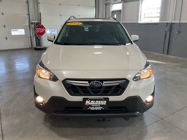 Used 2021 Subaru Crosstrek 2.0i Premium w/ Moonroof Package image 2