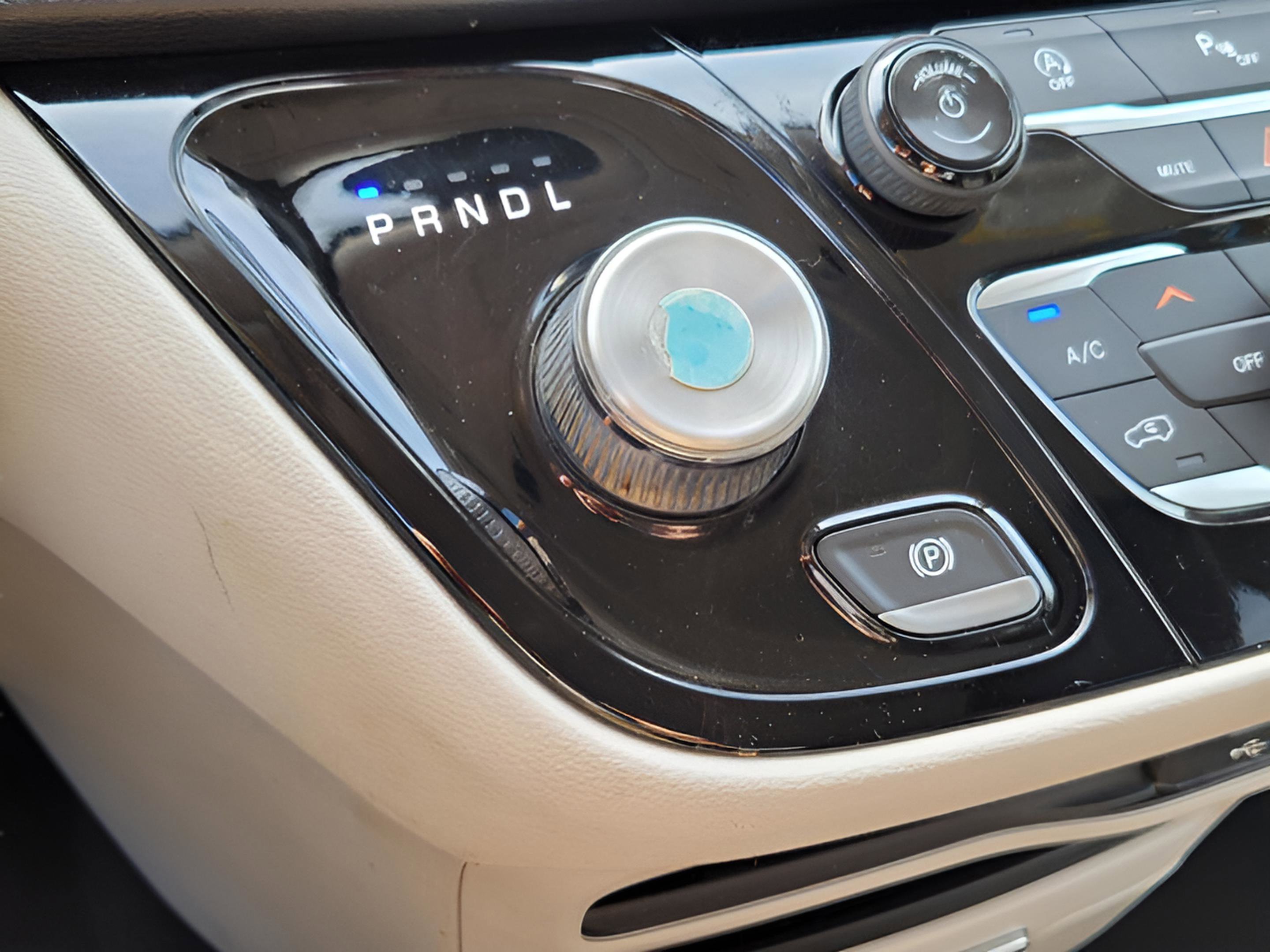 Used 2019 Chrysler Pacifica Touring Plus image 9