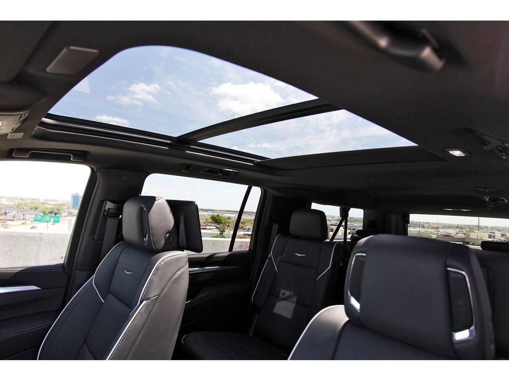 New 2026 Cadillac Escalade ESV Sport w/ Touring Package AWD/4WD image 24