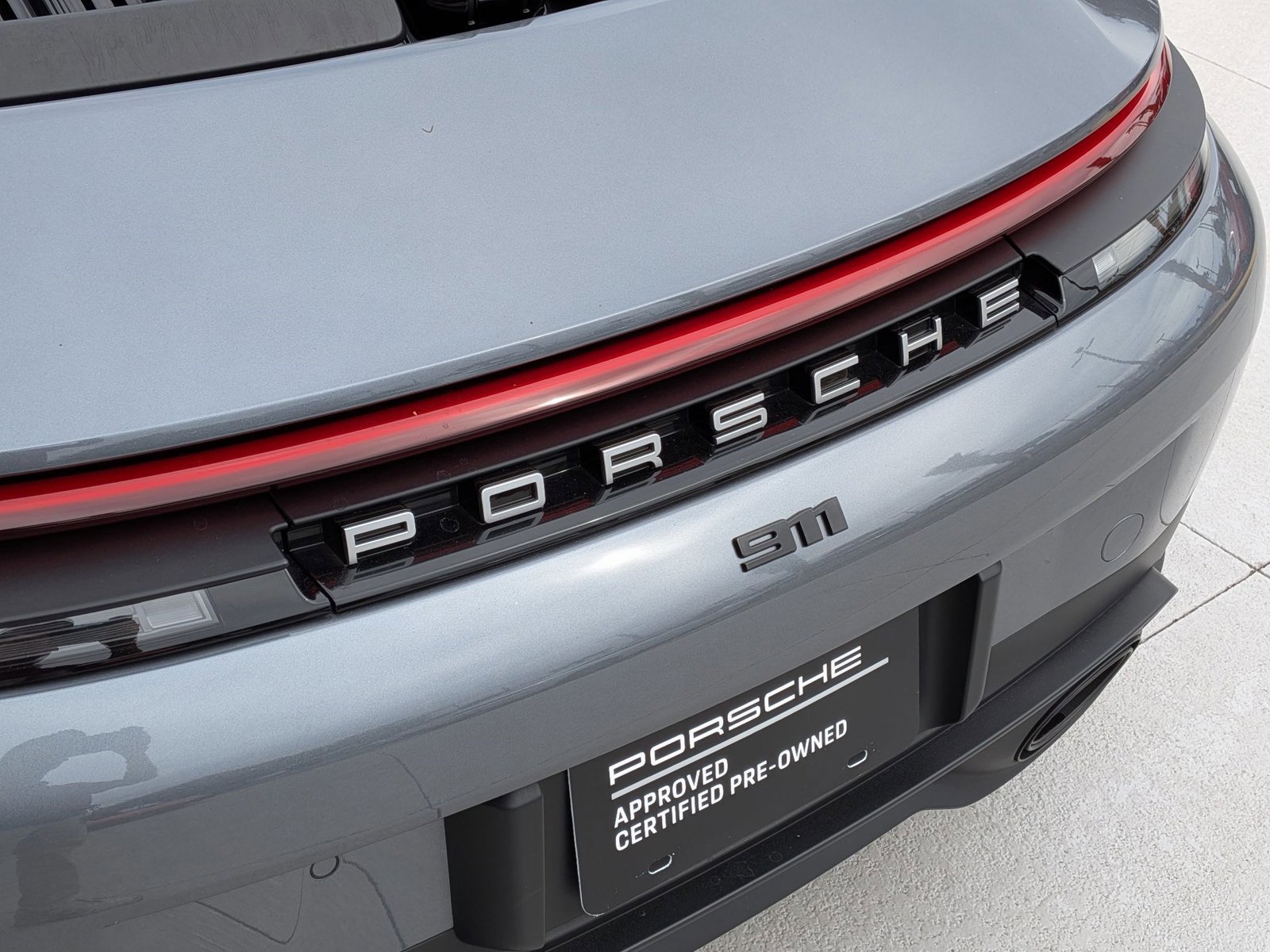 Certified 2025 Porsche 911 Carrera image 13