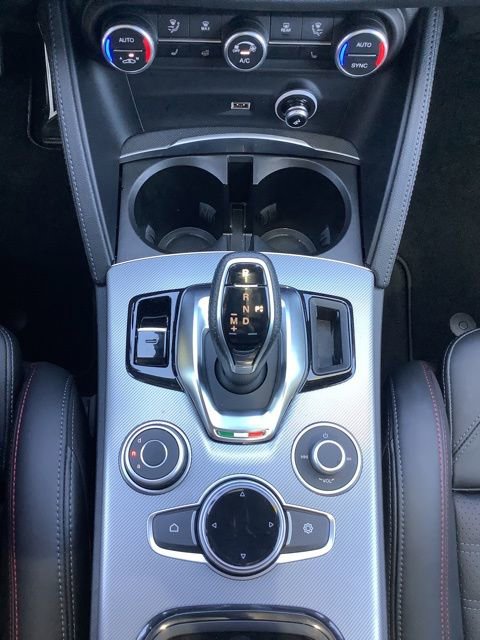 Used 2025 Alfa Romeo Stelvio Tributo Italiano w/ Driving Assist Package AWD/4WD image 25