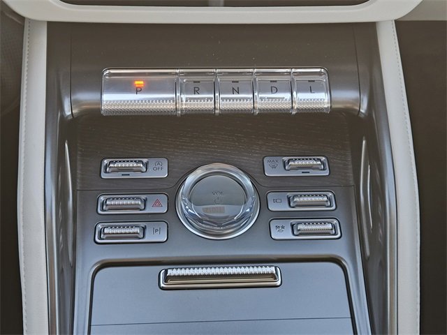 New 2026 Lincoln Nautilus Reserve image 18