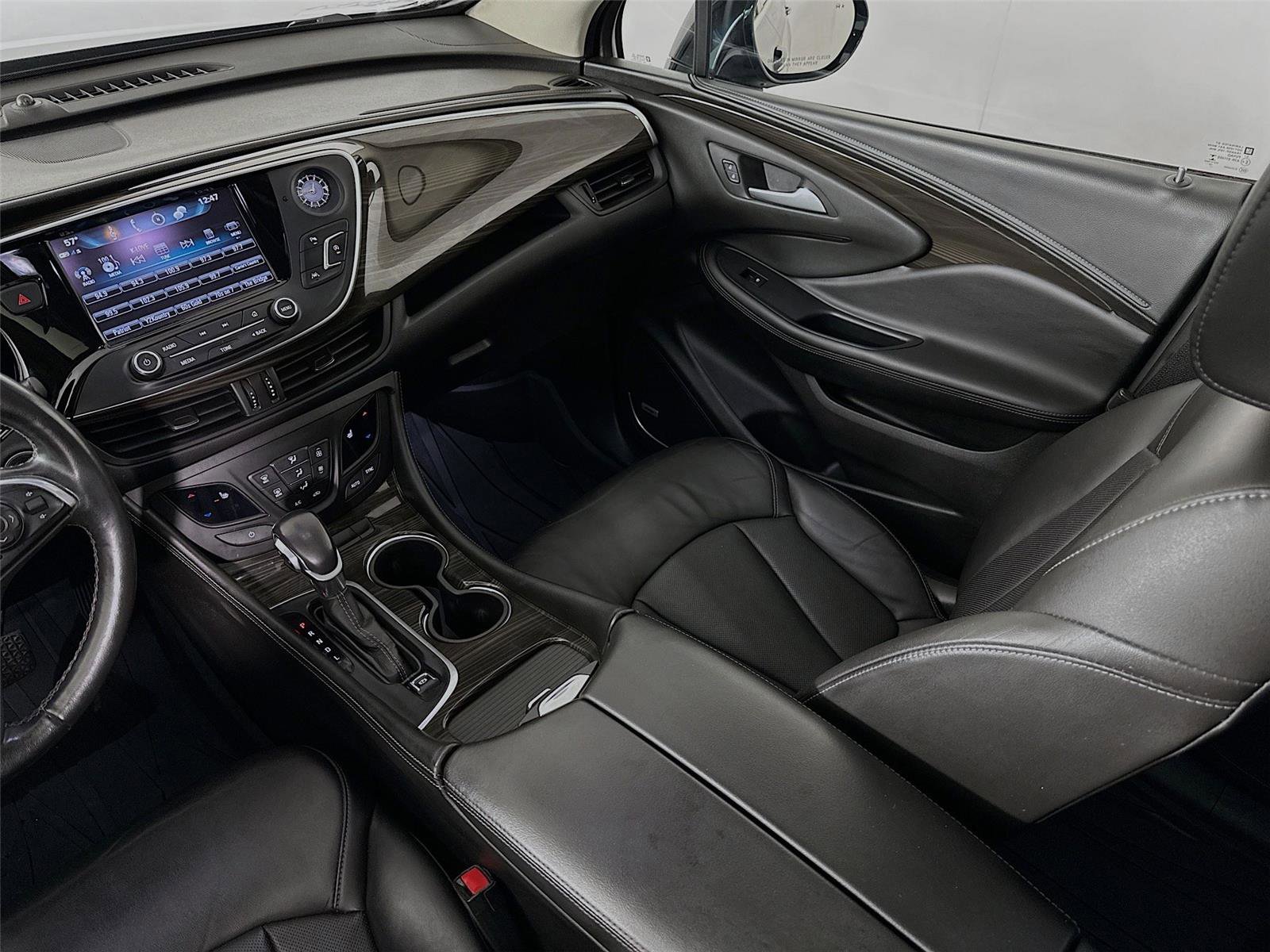 Used 2020 Buick Envision Premium image 25