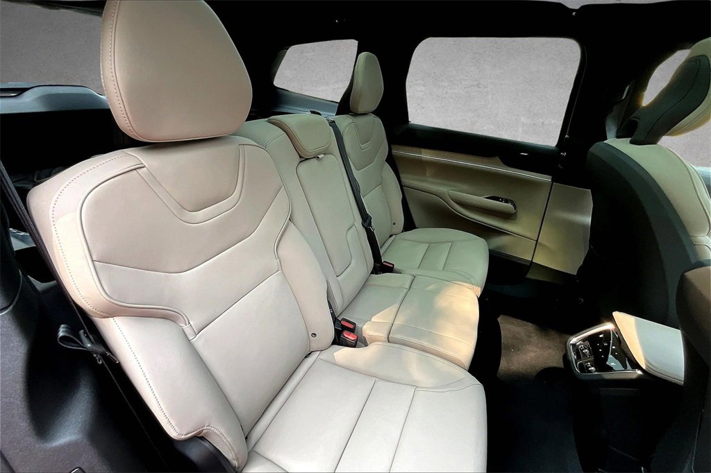 New 2025 Volvo EX90 Plus image 10