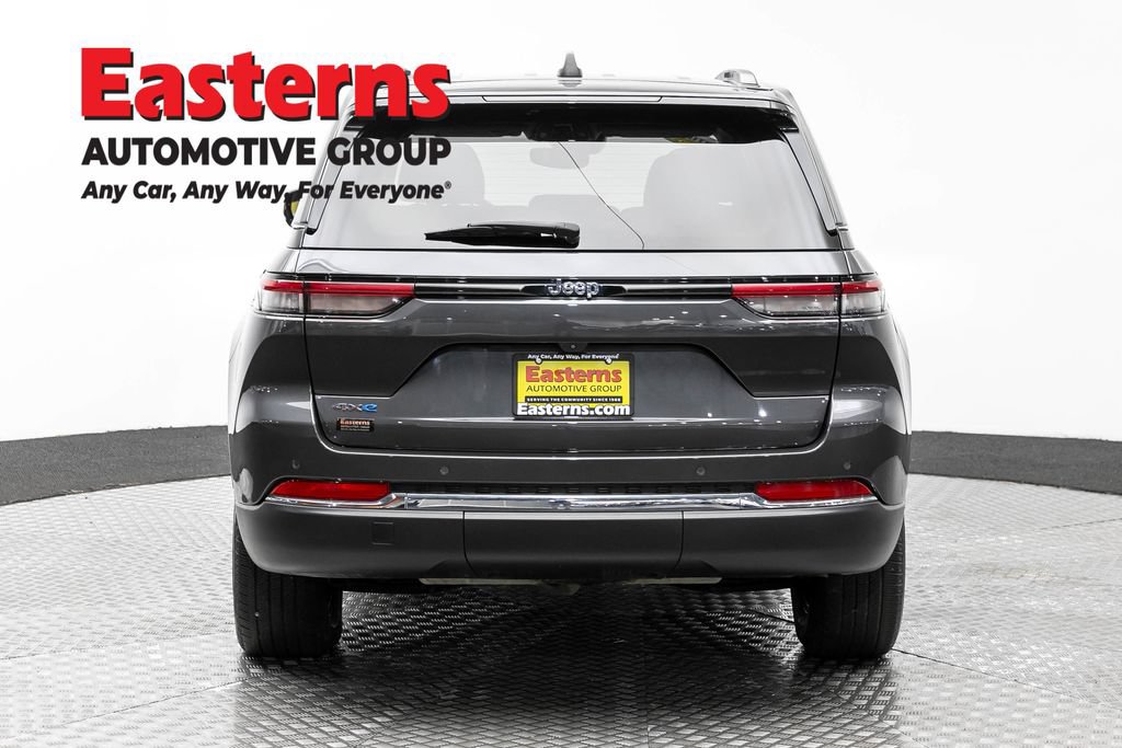 Used 2022 Jeep Grand Cherokee Limited 4xe AWD/4WD image 6