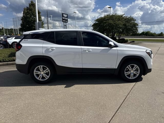 Used 2024 GMC Terrain SLE AWD/4WD image 4