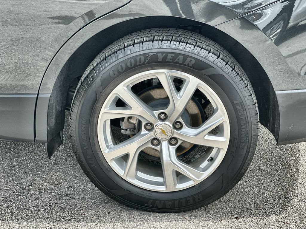 Used 2021 Chevrolet Equinox Premier image 32