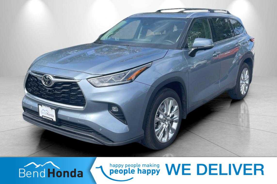 Used 2024 Toyota Highlander Limited