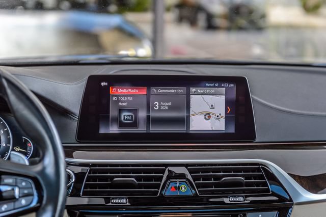 Used 2017 BMW 540i RWD image 30