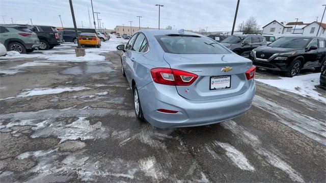 Used 2017 Chevrolet Cruze LT w/ Convenience Package image 8