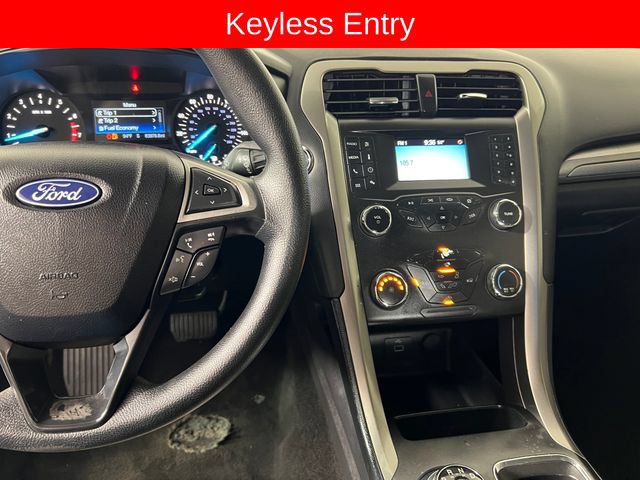 Used 2020 Ford Fusion S FWD image 9