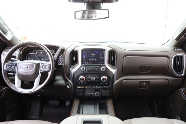 Used 2020 GMC Sierra 1500 SLT RWD image 29
