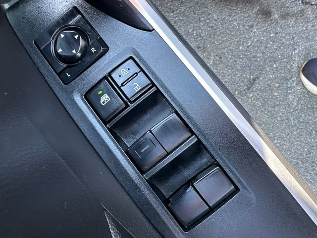 Used 2024 Toyota RAV4 LE AWD/4WD image 27