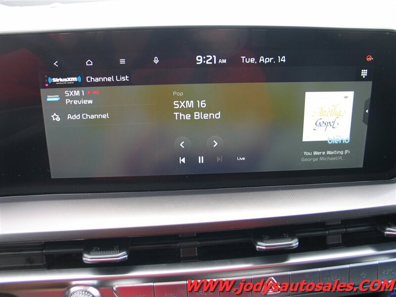 Used 2025 Kia Telluride S AWD/4WD image 17