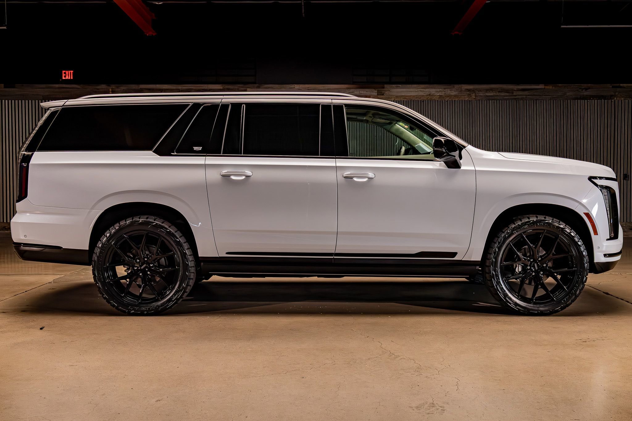 Used 2026 Cadillac Escalade ESV Platinum Sport w/ LPO, Floor Liner Package image 11