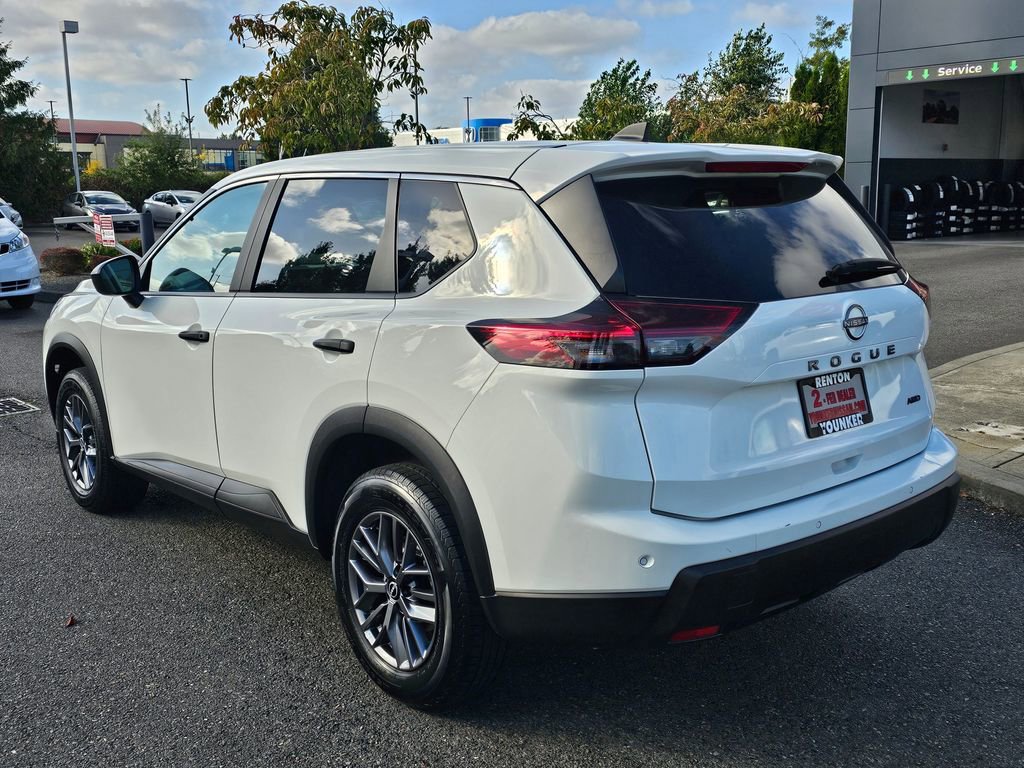 Certified 2024 Nissan Rogue S image 7