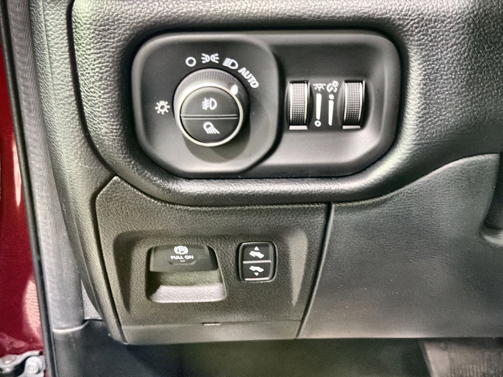 Used 2022 RAM 1500 Laramie image 30