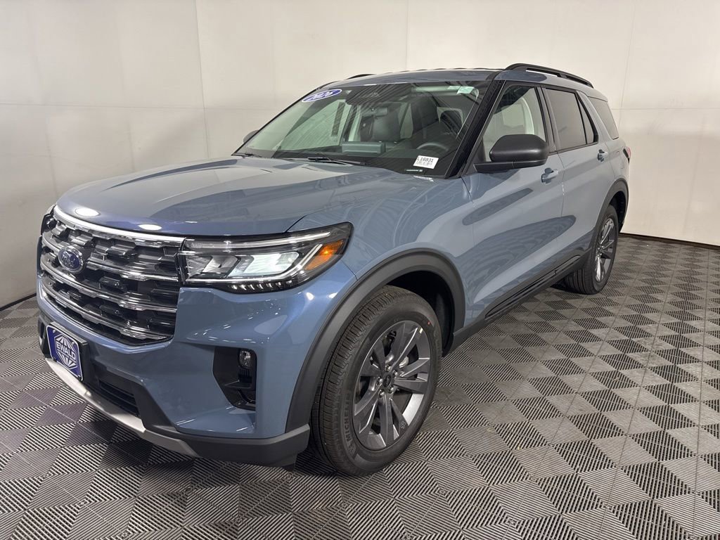 New 2026 Ford Explorer Active w/ Active Comfort Package image 5