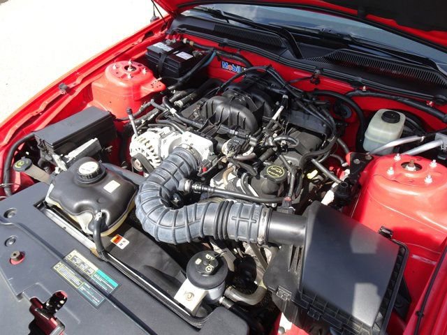 Used 2006 Ford Mustang Premium RWD image 17